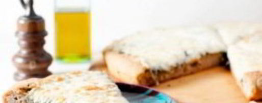 Шаг 6: пиццы три сыра с соусом песто