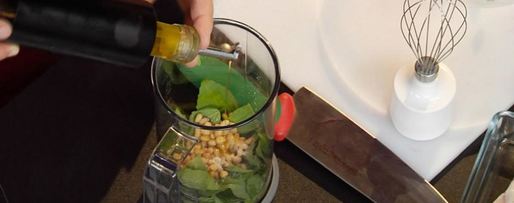 Шаг 1: сибаса, запеченного с соусом песто