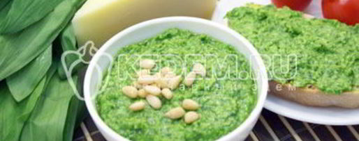 Шаг 8: соуса песто из черемши