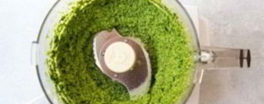 Шаг 3: соуса песто из кинзы