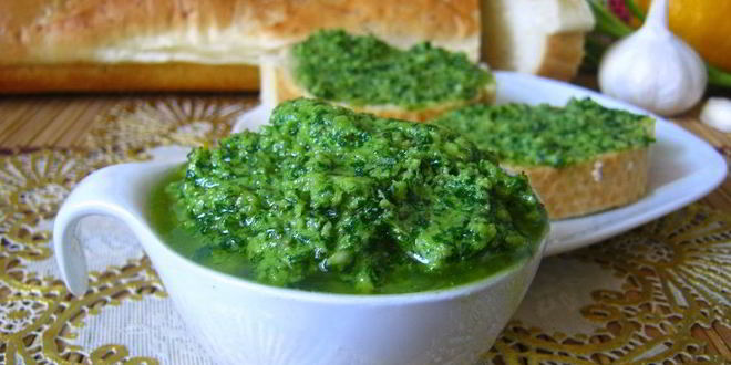 Рецепт соуса песто из петрушки