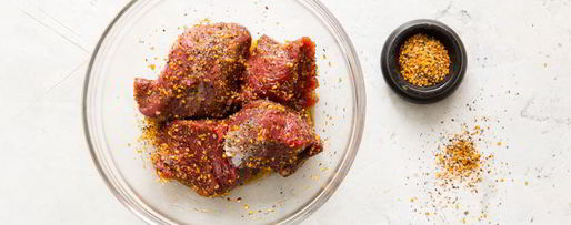 Шаг 1: стейка на гриле с соусом песто