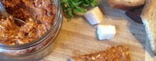 Шаг 6: томатного песто