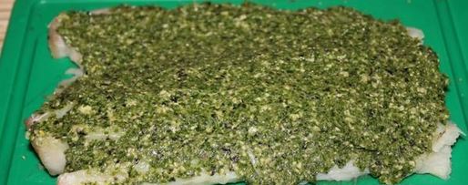 Шаг 3: трески под соусом песто