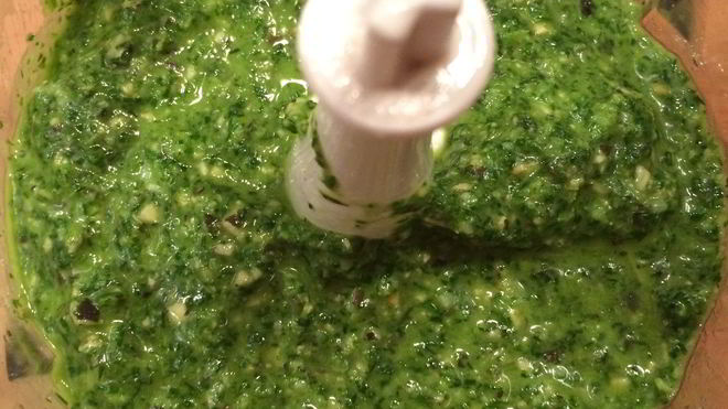Рецепт Укропного песто с тыквенными семечками