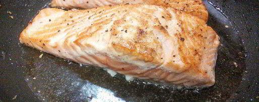 Шаг 3: лосося с соусом сальса из авокадо