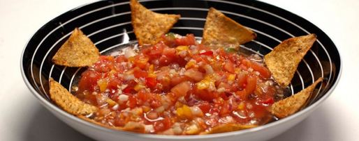 Шаг 6: мексиканской сальсы с кукурузными чипсами