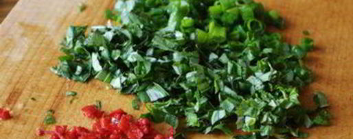 Шаг 4: огуречно-ананасовой сальса