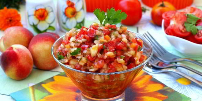 Рецепт овощной сальсы с персиками
