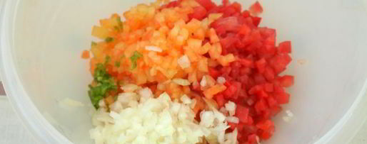 Шаг 3: овощной сальсы с персиками