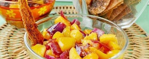 Шаг 9: персиковой сальсы с чипсами из лаваша