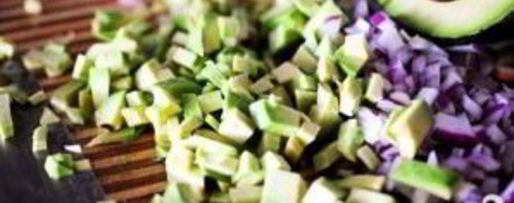 Шаг 2: сальсы из свежей кукурузы и авокадо