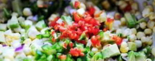 Шаг 7: сальсы из свежей кукурузы и авокадо