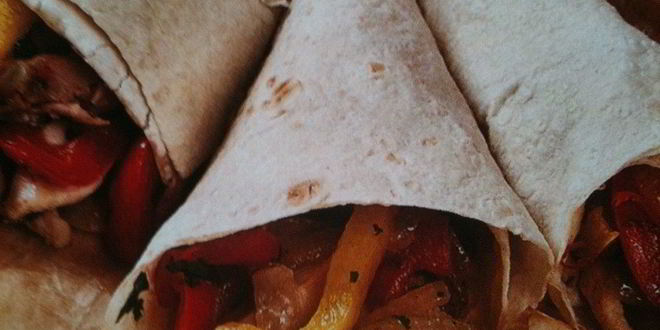 Рецепт тако с курицей и соусом сальса