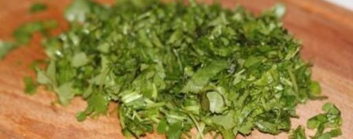 Шаг 3: томатной сальсы с кинзой и луком