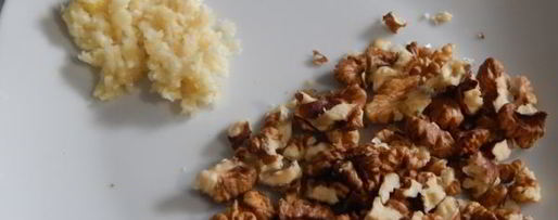 Шаг 4: сациви с грибами