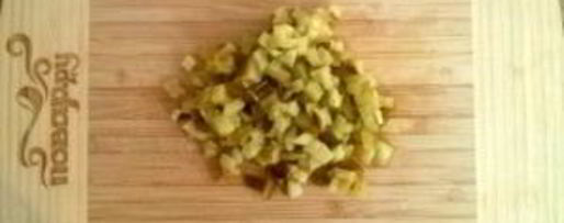 Шаг 3: соуса тартар с солеными огурцами