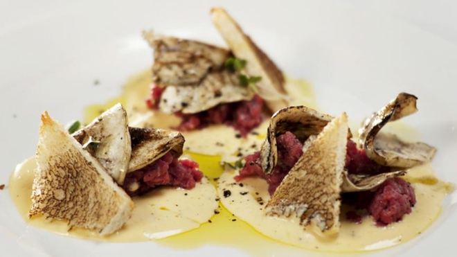 Рецепт Тартара из говядины с трюфельным майонезом