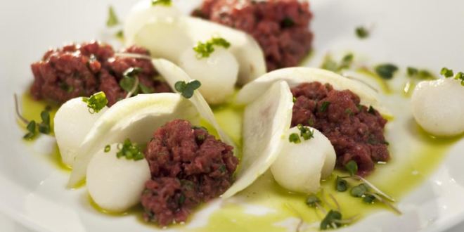 Рецепт тартара из говядины со свежей дыней