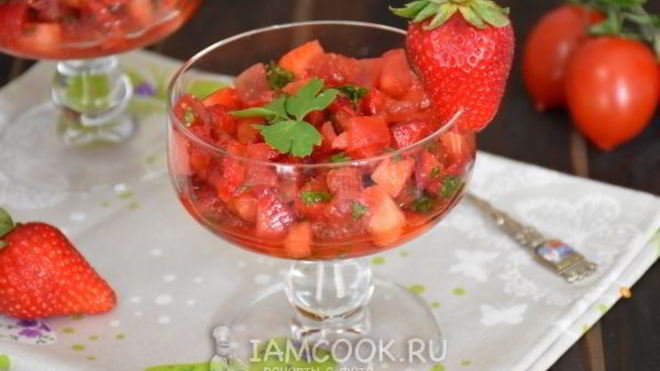Рецепт Тартара из клубники и помидоров