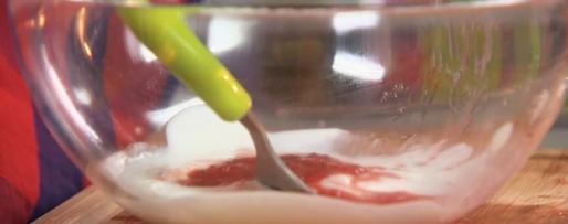 Шаг 2: тартара из клубники с йогуртом