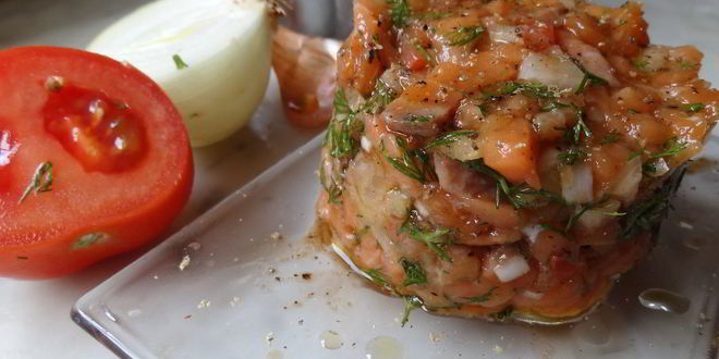 Рецепт тартара из лосося с помидорами