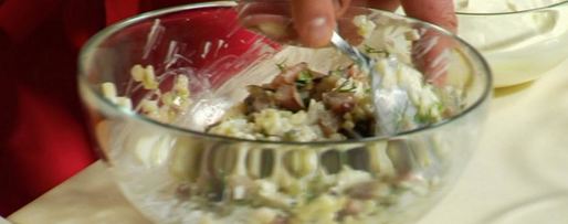 Шаг 2: тартара из сельди