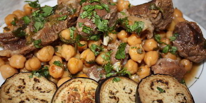 Рецепт ароматной говядины с нутом и ткемали