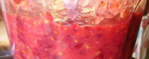 Шаг 1: соуса ткемали из красной смородины