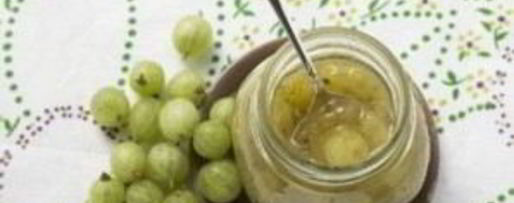 Шаг 2: соуса ткемали из крыжовника