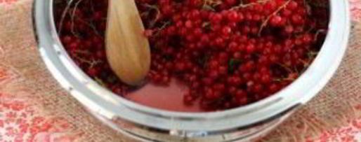 Шаг 1: соуса ткемали из смородины