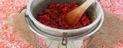 Шаг 2: соуса ткемали из смородины