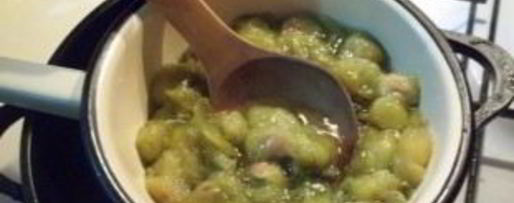 Шаг 2: соуса ткемали из зеленых слив