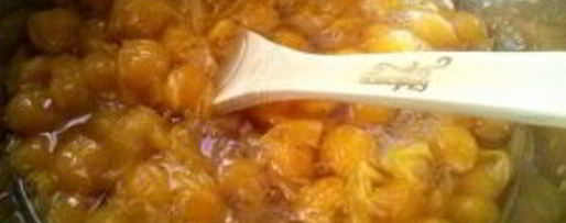 Шаг 1: соуса ткемали из желтой алычи