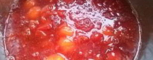 Шаг 1: соуса ткемали с базиликом