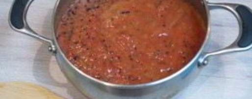 Шаг 1: соуса ткемали с красной сливой