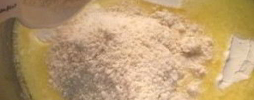 Шаг 4: сырного соуса из плавленого сыра