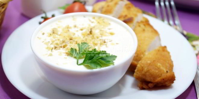 Рецепт сырного соуса с чесноком