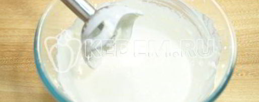 Шаг 2: сырного соуса с чесноком