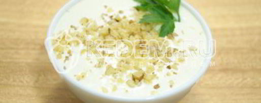 Шаг 3: сырного соуса с чесноком