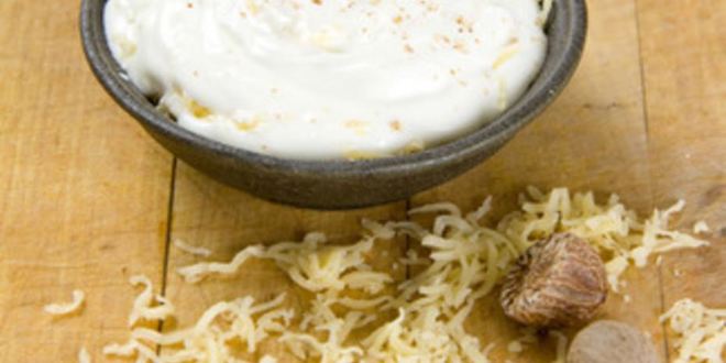 Рецепт сырного соуса с зеленым луком