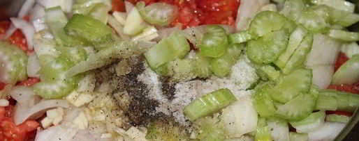 Шаг 4: томатного соуса пассата