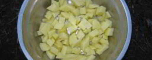 Шаг 2: борща на тушенке