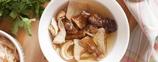 Шаг 1: борща с белыми грибами