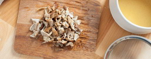 Шаг 2: борща с белыми грибами