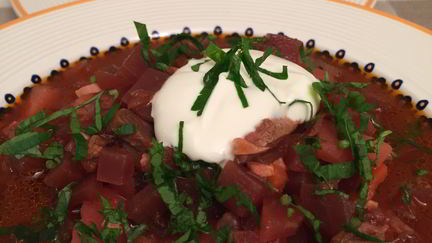 Рецепт Борща с курицей, говядиной и языком по-домашнему