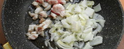 Шаг 3: борща с курицей и баклажанами