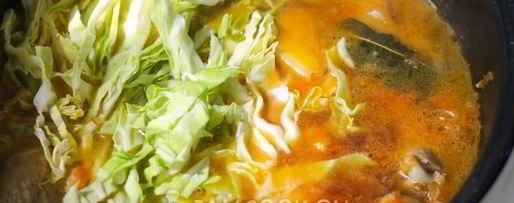 Шаг 7: борща с курицей в мультиварке