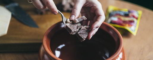 Шаг 2: борща в горшочке