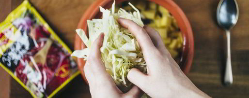 Шаг 4: борща в горшочке